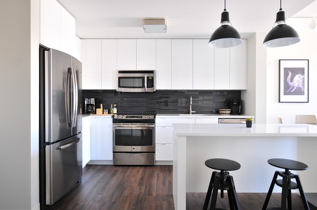 10 Eco-Friendly Sustainable Home Products for Stylish Urban Kitchens